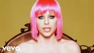 Avril Lavigne - The Best Damn Thing (Official Video)