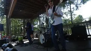 Learning To Fly Live at Sunset Grill pt.2