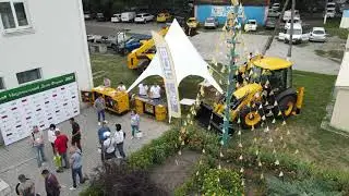 Британська техніка JCB  на Національному дні ферми