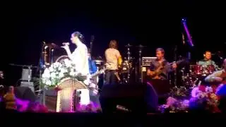 Елена Ваенга - Аэропорт. Челябинск 11.10.2011