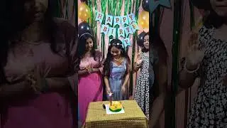 Birthday party 🎉🎉🎂#short#btsshorts #shorts #reels #bollywood #bollywoodfilm #hindi #song