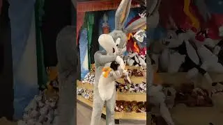 Bugs Bunny is pro-Baffy confirmed (credit @jonathystien on Twitter) #sixflags #looneytunes
