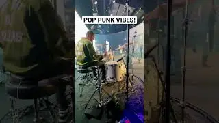Pop punk vibes!! 