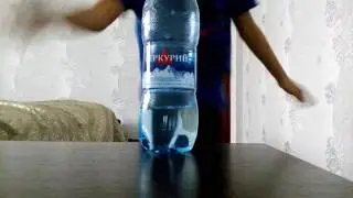 Бутылка с водой челенндж