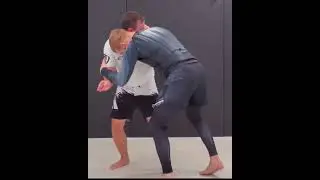 🔥Knee Pick like HASSAN YAZDANI