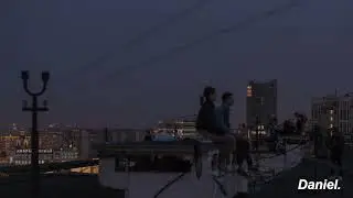 Her's - She Needs Him (Lyrics / Subtitulada Esp.)