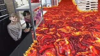 THE FLOOR IS LAVA CHALLENGE • THE FLOOR IS LAVA 🔥 - Studio Bubble Tea