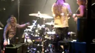 STEEL PANTHER Curtain Close and Exit