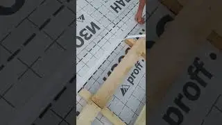 Проклейка гидроизоляционной пленки Изоспан DM,двусторонней клейкой лентой Изоспан KL+.