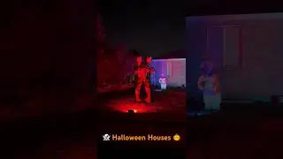 Halloween Houses 🎃 #halloween #spooky #scary #skeleton #vampire #ghost #pirate