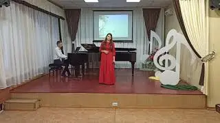ЛЕСЯ ГОРОВА 