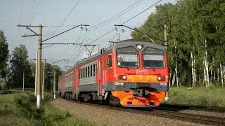 Электропоезд ЭД4М-1033/1034 прибывает на о.п Репьёво