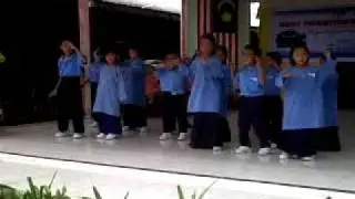 Prasekolah Ixora 2010 Menari Kenek2 Ode & Chicken Dance