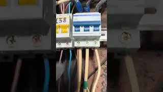 Этажный щит. Подключение вводного #томск #electrician #электромонтаж двухполюсного автомата.