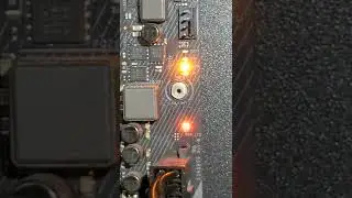 Комп не загружается, нет изображения / Индикаторы CPU, DRAM на материнской плате [Слетел BIOS]