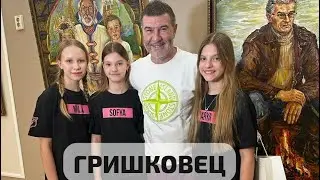 ЕВГЕНИЙ ГРИШКОВЕЦ | ИНТЕРВЬЮ | ТЮЗ