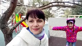 Крым. Алушта. Новые детские площадки и придомовые территории на ул Ялтинской. 14.04.2021г.