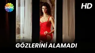 Behçet, Elena'nın soyunuşunu izledi!  | Güz Sancısı