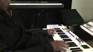 Native Instruments, Maschine Studio & M- Audio Code 49... @Jtraxzz