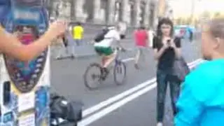 Russian girls vs Boxing Game (Challenge)