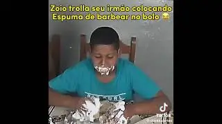 Zoio zuando seu irmão