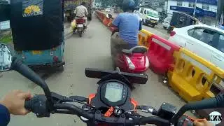 KTM Duke 200 Ride On Traffic