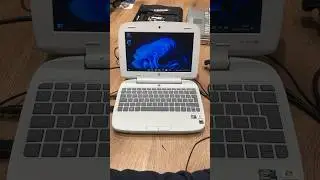 Windows 11 on a 13 year old Intel Atom laptop #shorts #viral #windows11 #windows