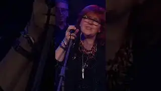 Maggie singing 'Juliette' live in Bremen 💕  Find the full performance on the channel!