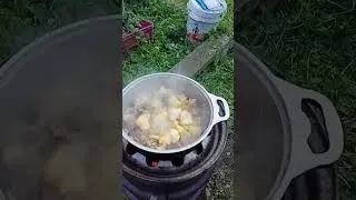 Ужин на костре