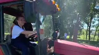 Необычный танец. Смиловичский государственный колледж