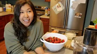 Baking strawberry cheese kunafa (phyllo pastry dessert) and storing strawberry harvest 🍓🍓
