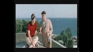 Детям мороженое, бабе цветы