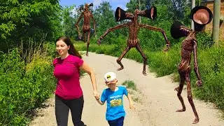 Siren Head in the village in real life. All Episodes| Great compiliation|