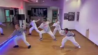 LINE  DANCE STUDIO 駅前校　TiU R&B HIPHOP初級