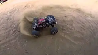 Traxxas Revo 3.3 Nitro Moster Truck