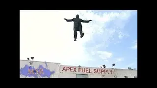 MAGICIAN DEFIES GRAVITY! FLOATS IN MID AIR!