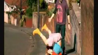 Skins - Sigla 2 stagione (Chris)