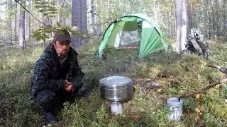 Поход с ночёвкой в лесах Карелии||Копчу сало в Медицинском Биксе на Примусе Шмель-1