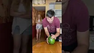 А що в кавуні лишилось? 🤣 Gimiky Show #shgorts