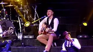 Olly Murs - Busy (Acoustic) - Cardiff 26/03/13