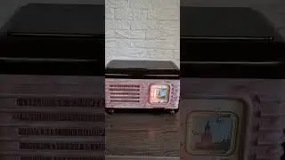 Радиоприёмник.  Москвич 1952  год.   После Реставрации