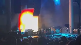 Pearl Jam - Do The Evolution (Noblesville, IN)