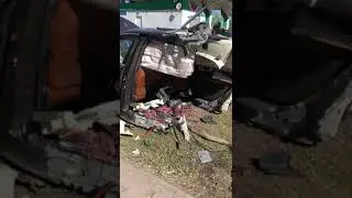 Ауди Q7 разорвало пополам, ДТП.