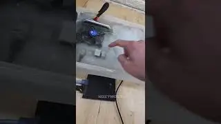 The computer froze and turned on again 