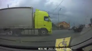 Чуть не закатал.