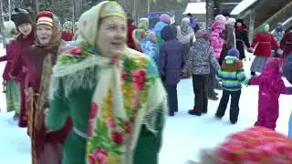 Святки  Скоромохи  Малые Корелы  участвуют хор Новиця и зрители 2017 г