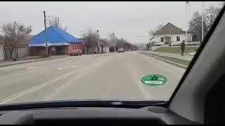 Мародеры в Мелитополе, брошенная техника с российскими флагами