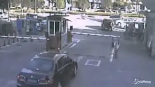 Video shock in Cina,un  bimbo viene travolto da auto