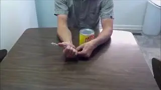 Как открыть консервную банку чайной ложкой