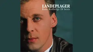 Hun har blomster i sitt hår